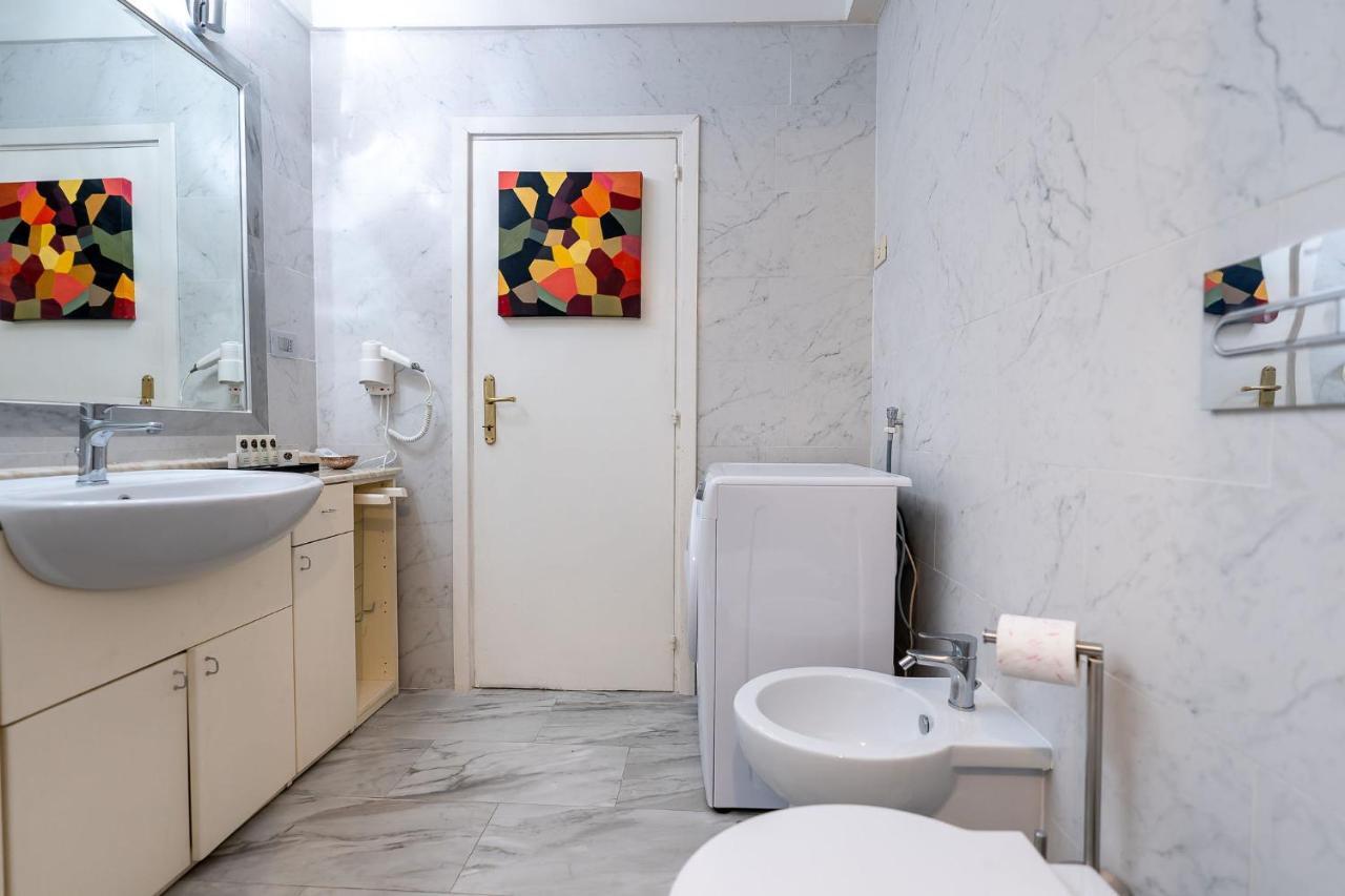 Piazza Del Popolo Mono Lägenhet Rom Exteriör bild